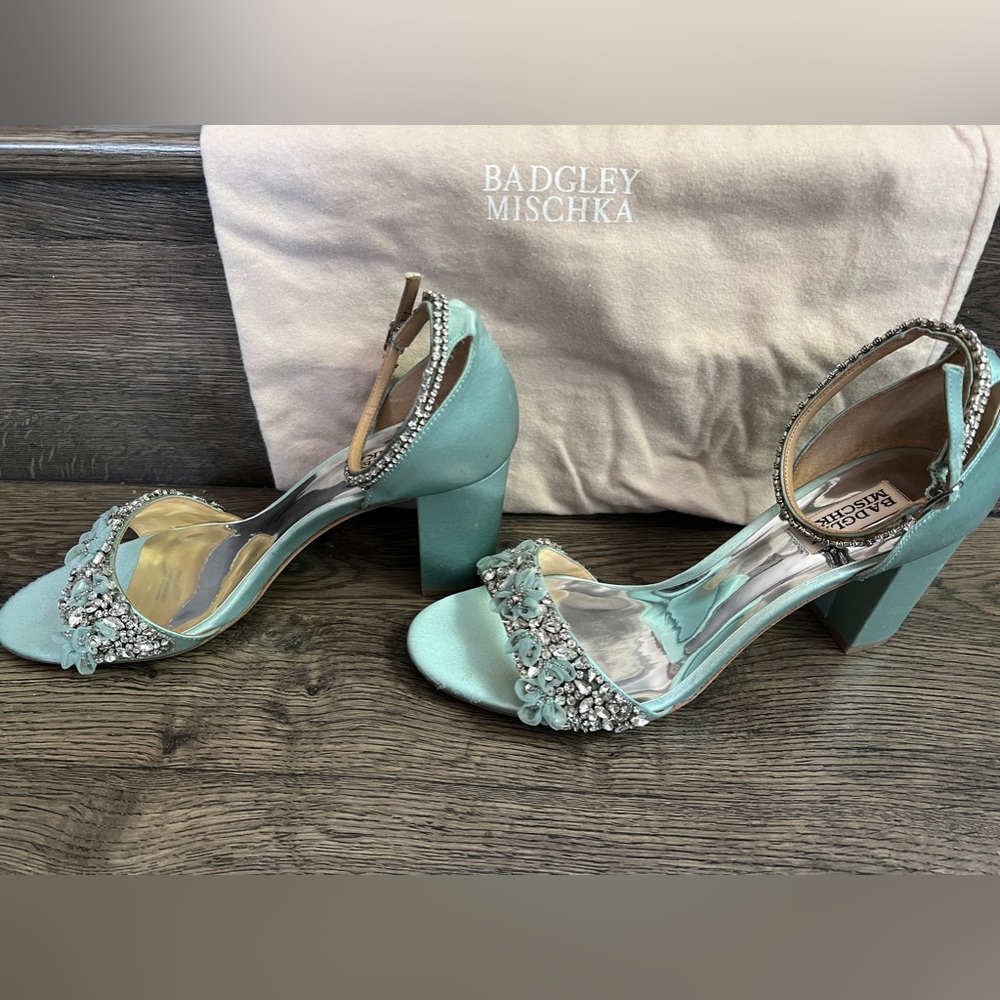 Badgley Mischka "Finesse" satin pump with crystals. Tiffany blue size 9.5